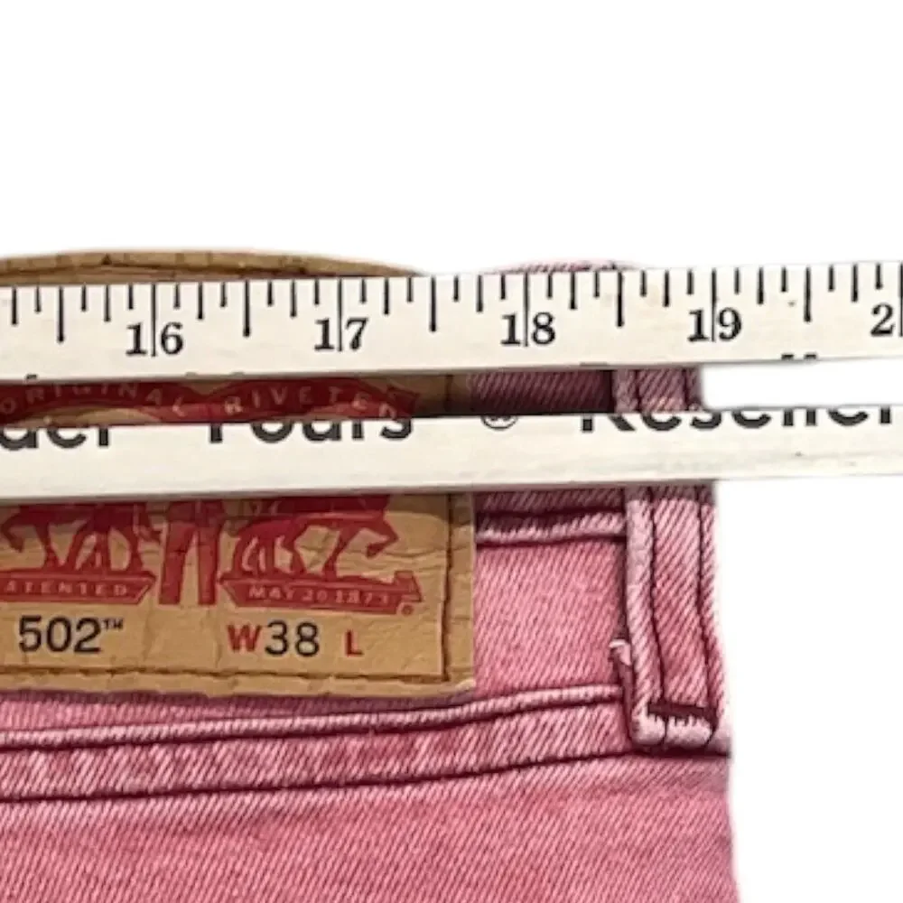 Levi’s 502 Denim Shorts Size 38 Salmon Pink
